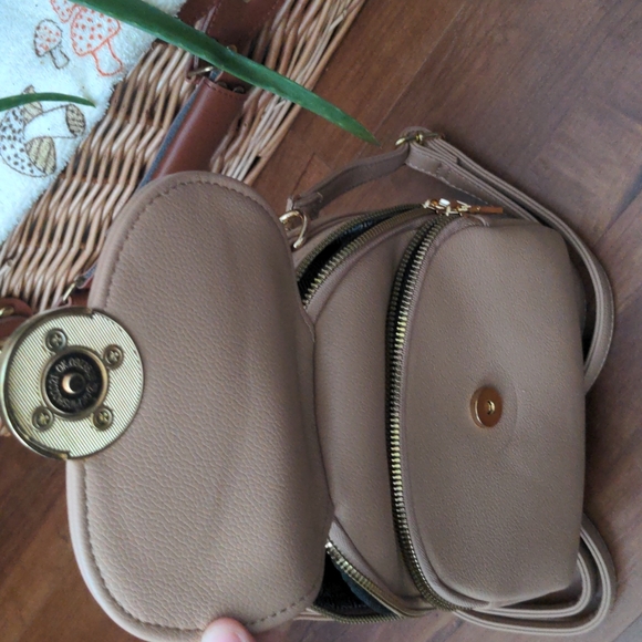 Mini Purse - Picture 2 of 4